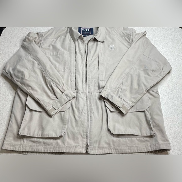 5.11 Tactical Tan Jacket - Picture 13 of 15